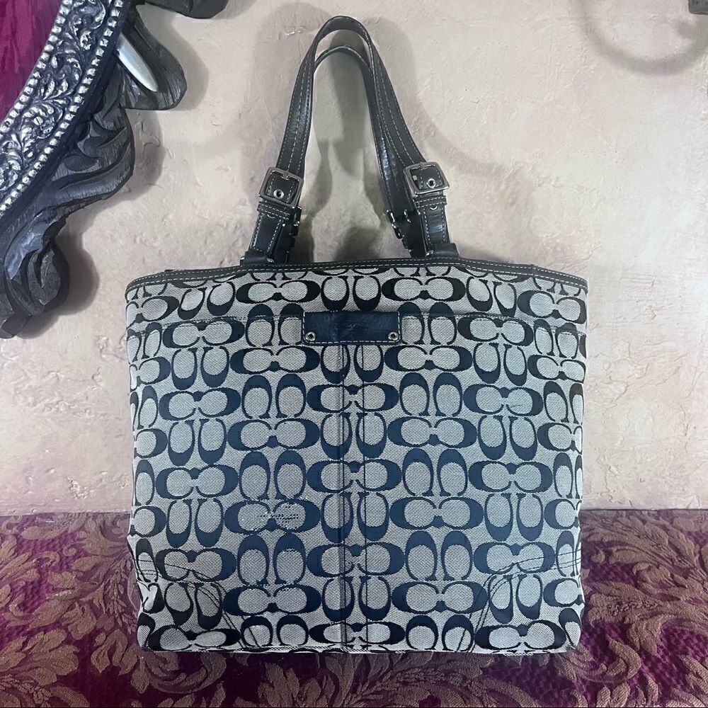COACH HAMPTONS SIGNATURE BOOK BAG F13063